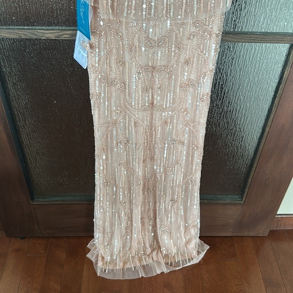 MAC DUGGAL
Pink Embellished Cap Sleeve Faux Wrap Trumpet Gown size 8. - Picture 14 of 17